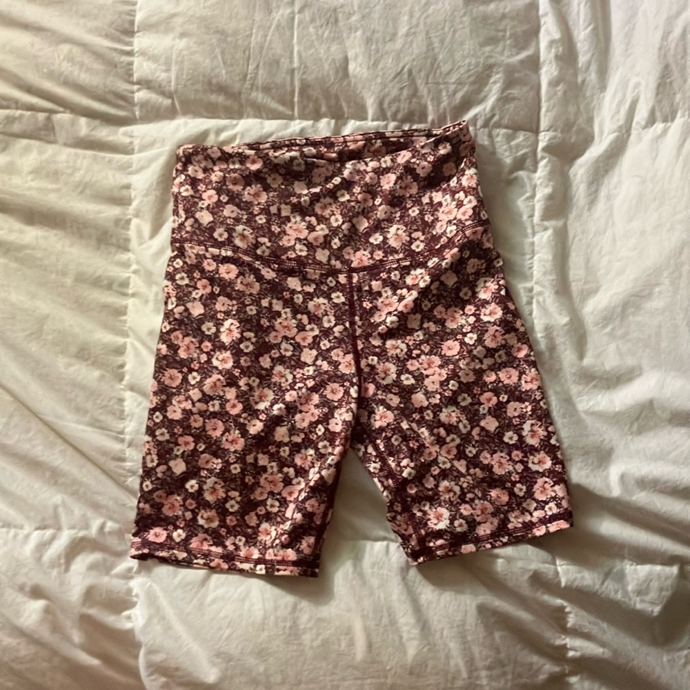 Floral pattern biker shorts SO size S